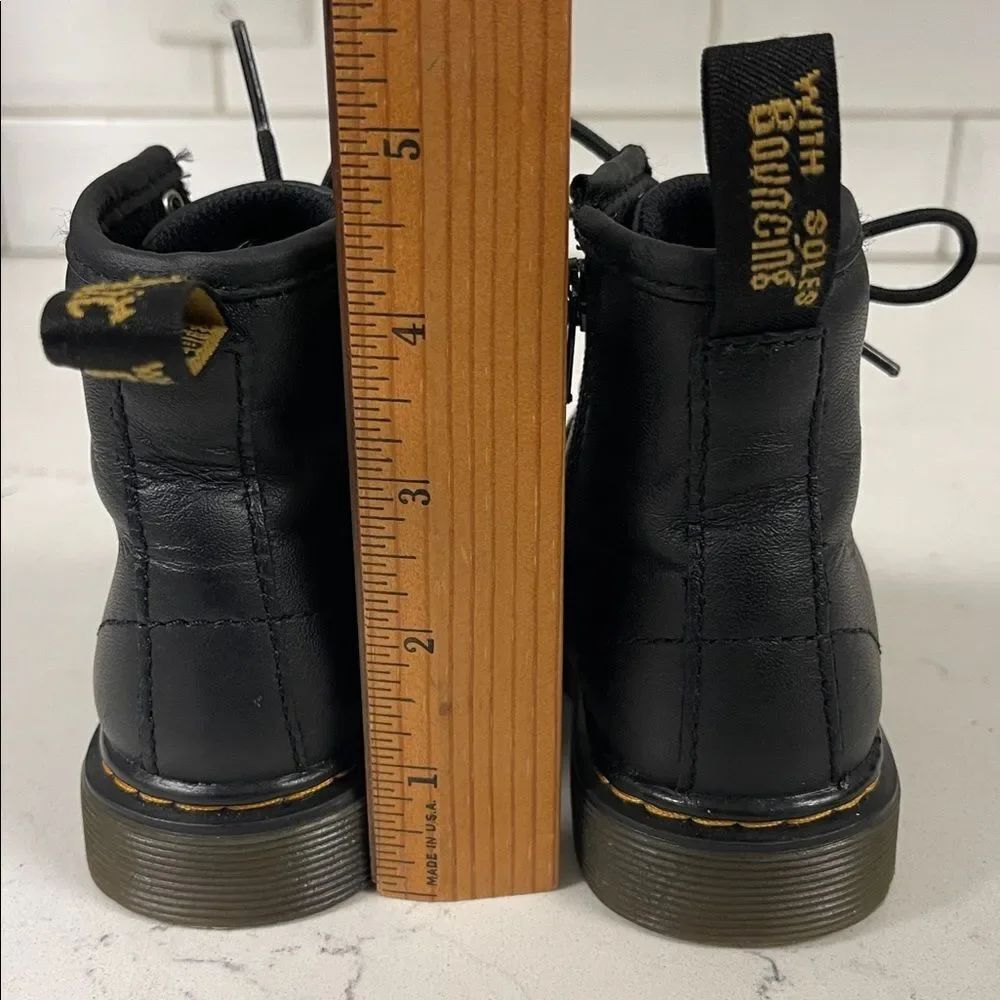 DR MARTEN TODDLER 1460 T SOFTY T LEATHER LACE UP BOOTS Size 8 - Picture 3 of 16